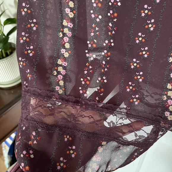 Living Doll Purple Floral flowy tank top - Picture 2 of 9